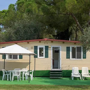 4* Campsite Park Garda