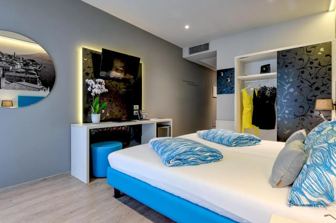 לימונה סול גרדה Hotel La Fiorita איטליה