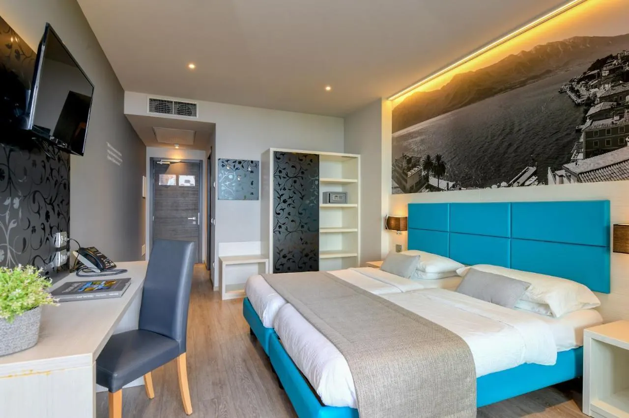לימונה סול גרדה Hotel La Fiorita 4*, לימונה סול גרדה איטליה