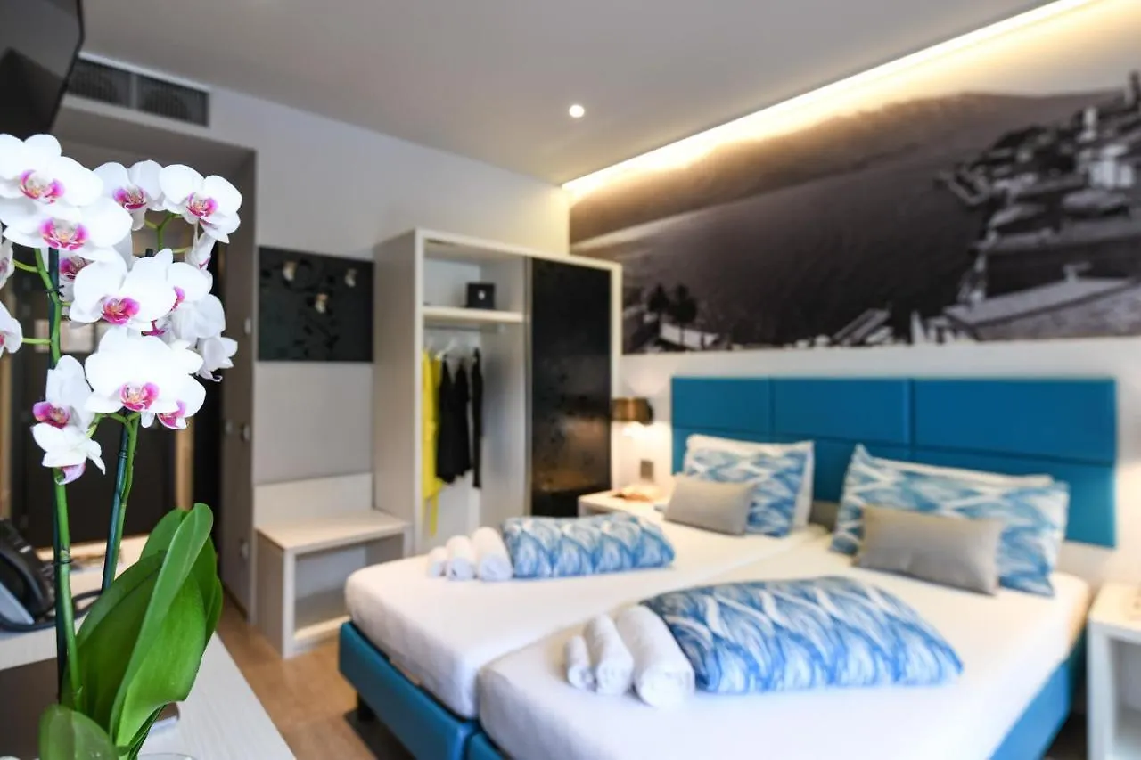 לימונה סול גרדה Hotel La Fiorita